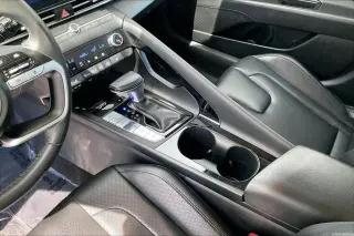 Hyundai ELANTRA 2025 Limited 4dr Sedan