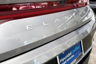 Hyundai ELANTRA 2025 Limited 4dr Sedan