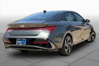 Hyundai ELANTRA 2024 Limited 4dr Sedan