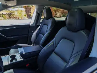 Tesla Model Y 2024 Long Range 4dr Crossover