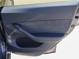 Tesla Model Y 2024 Long Range 4dr Crossover