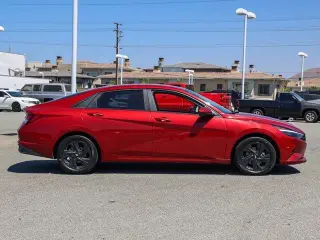 Hyundai ELANTRA 2023 SEL 4dr Sedan