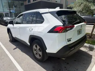 Toyota RAV4 2023 XLE 4dr SUV