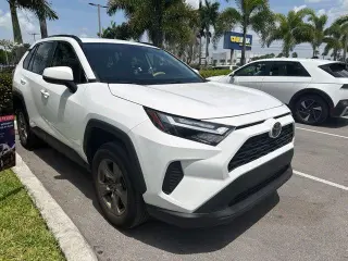 Toyota RAV4 2023 XLE 4dr SUV