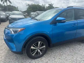 Toyota RAV4 2018 XLE 4dr SUV