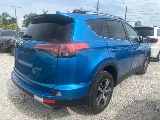 Toyota RAV4 2018 XLE 4dr SUV