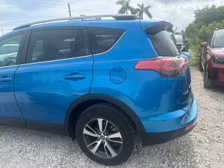 Toyota RAV4 2018 XLE 4dr SUV