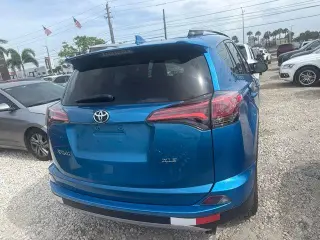 Toyota RAV4 2018 XLE 4dr SUV