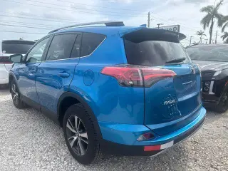 Toyota RAV4 2018 XLE 4dr SUV