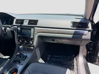 Volkswagen Passat 2017 1.8T SE 4dr Sedan