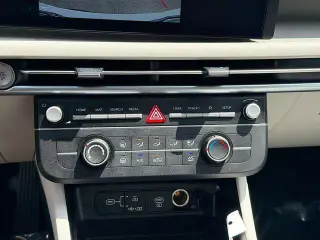 Hyundai TUCSON 2025 SE 4dr SUV