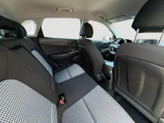 Hyundai KONA 2023 SE 4dr Crossover