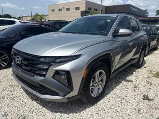 Hyundai TUCSON 2025 SE 4dr SUV