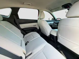 Hyundai TUCSON 2025 SE 4dr SUV