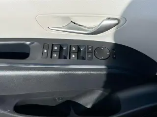 Hyundai TUCSON 2025 SE 4dr SUV