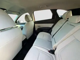 Hyundai TUCSON 2025 SE 4dr SUV