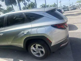 Hyundai TUCSON 2024 SE 4dr SUV (midyear release)