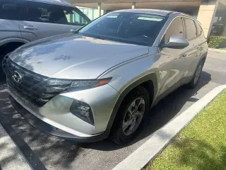 Hyundai TUCSON 2024 SE 4dr SUV (midyear release)
