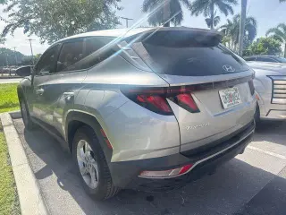 Hyundai TUCSON 2024 SE 4dr SUV (midyear release)