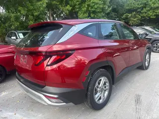 Hyundai TUCSON 2025 SE 4dr SUV
