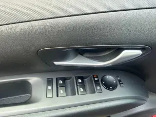 Hyundai TUCSON 2025 SE 4dr SUV