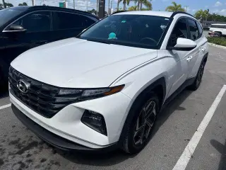 Hyundai TUCSON 2024 SEL 4dr SUV (midyear release)