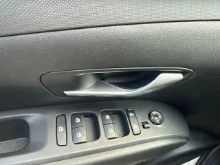 Hyundai TUCSON 2024 SEL 4dr SUV (midyear release)
