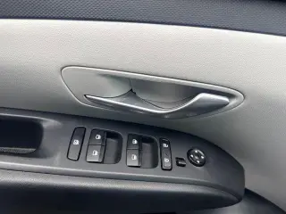 Hyundai TUCSON 2024 SE 4dr SUV