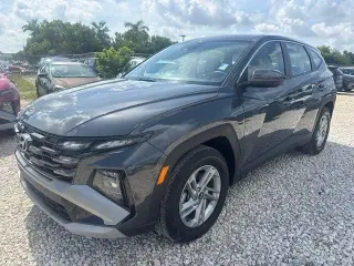 Hyundai TUCSON 2025 SE 4dr SUV