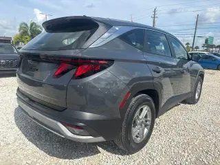 Hyundai TUCSON 2025 SE 4dr SUV