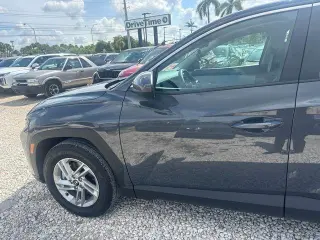 Hyundai TUCSON 2025 SE 4dr SUV
