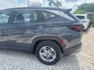 Hyundai TUCSON 2025 SE 4dr SUV