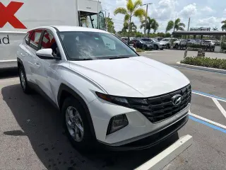 Hyundai TUCSON 2024 SE 4dr SUV (midyear release)