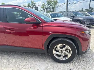 Hyundai TUCSON 2024 SEL 4dr SUV