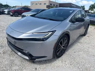 Toyota Prius 2023 XLE 4dr Hatchback