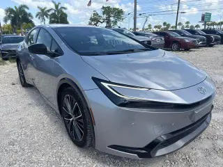 Toyota Prius 2023 XLE 4dr Hatchback