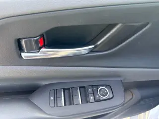 Toyota Prius 2023 XLE 4dr Hatchback