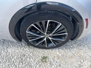 Toyota Prius 2023 XLE 4dr Hatchback