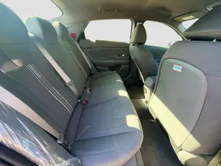 Hyundai ELANTRA 2026 SEL Sport 4dr Sedan