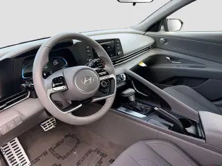 Hyundai ELANTRA 2026 SEL Sport 4dr Sedan
