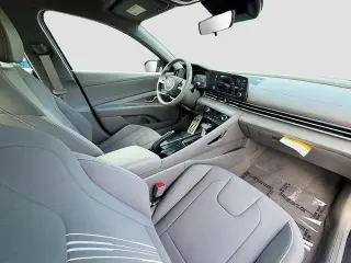 Hyundai ELANTRA 2026 SEL Sport 4dr Sedan