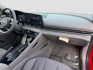 Hyundai ELANTRA 2026 SEL Sport 4dr Sedan
