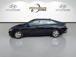 Hyundai ELANTRA 2025 SE 4dr Sedan
