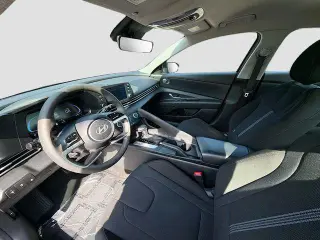 Hyundai ELANTRA 2025 SE 4dr Sedan