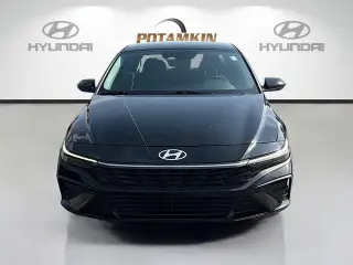 Hyundai ELANTRA 2025 SE 4dr Sedan