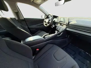 Hyundai ELANTRA 2025 SE 4dr Sedan