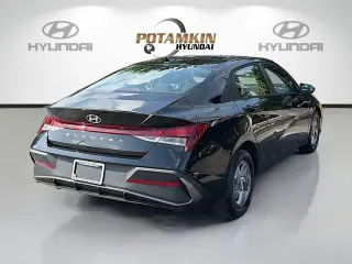 Hyundai ELANTRA 2025 SE 4dr Sedan