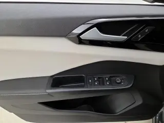 Volkswagen Taos 2025 S 4dr SUV
