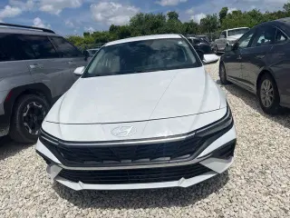 Hyundai ELANTRA 2024 SE 4dr Sedan