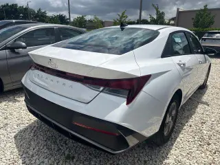 Hyundai ELANTRA 2024 SE 4dr Sedan